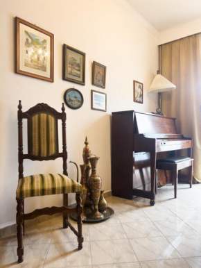 Homevision - Spacious and Warm - Very Central